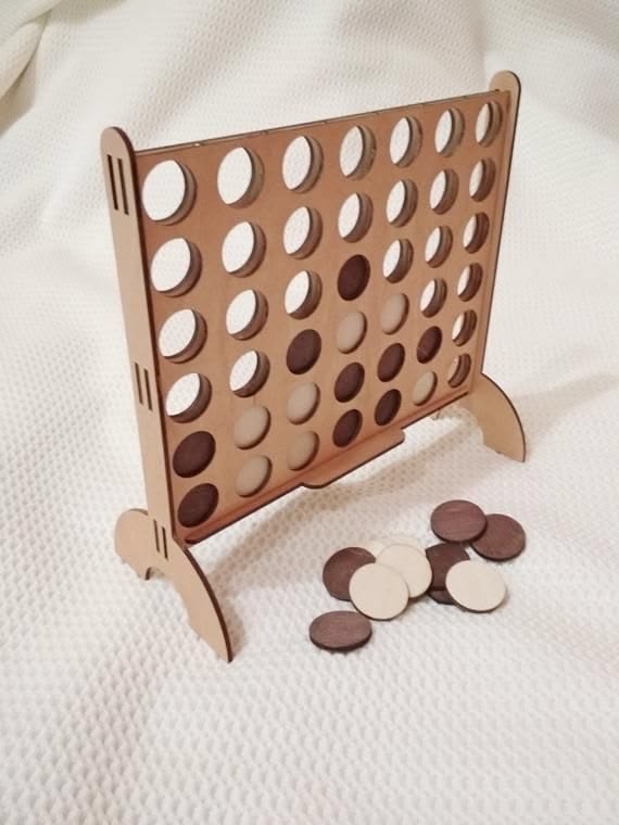 Juego 4 en Raya en Madera